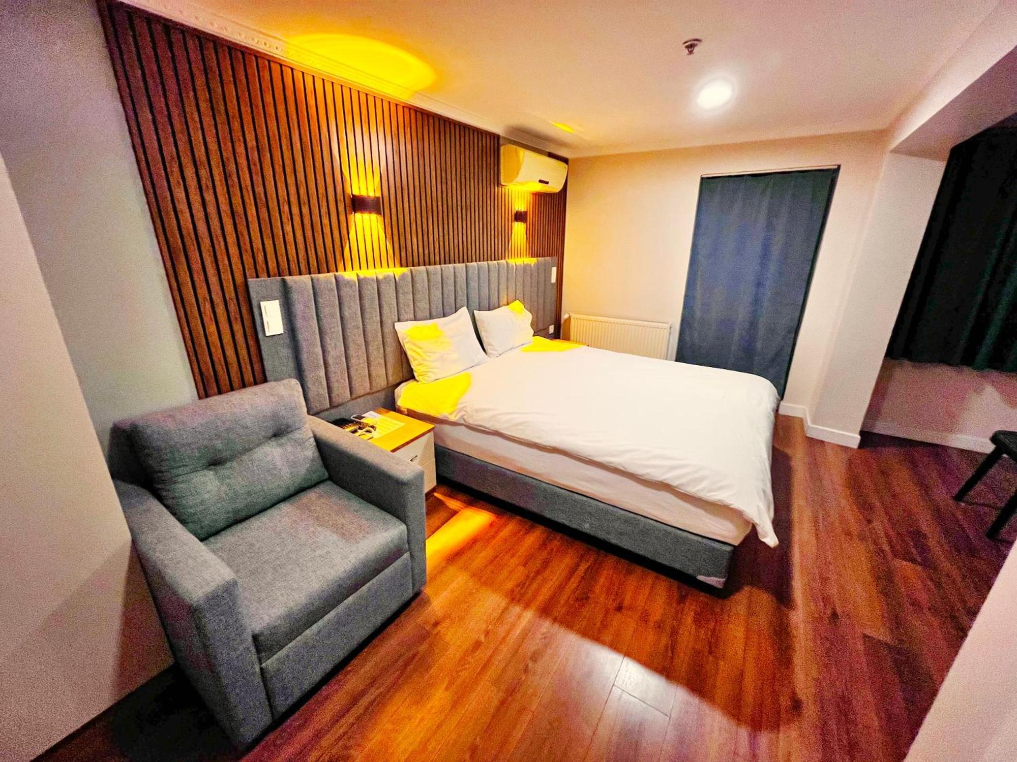 Naila Hotel Istanbul Exteriör bild