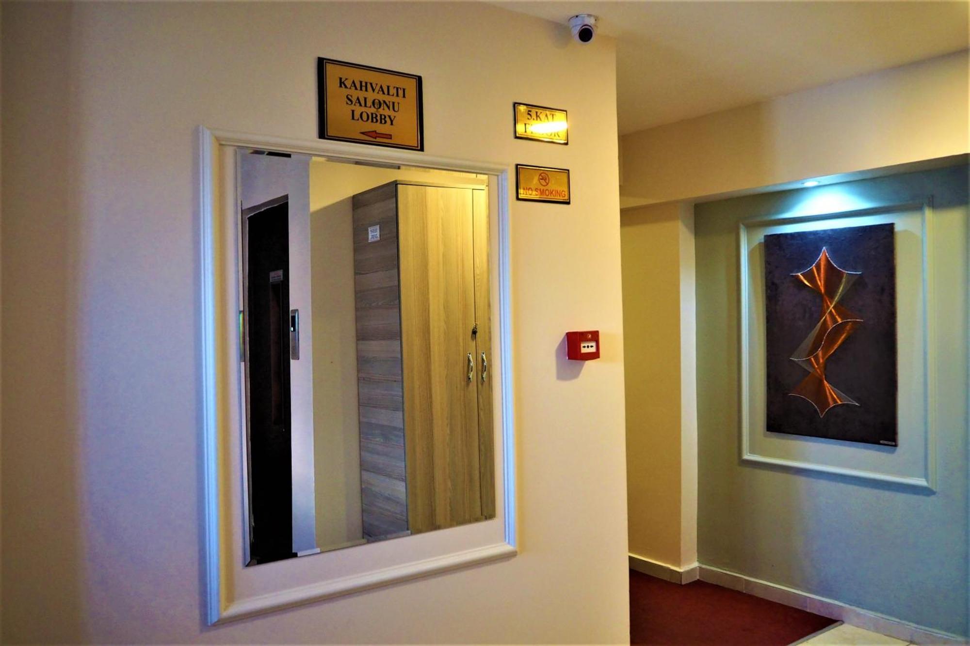 Naila Hotel Istanbul Exteriör bild